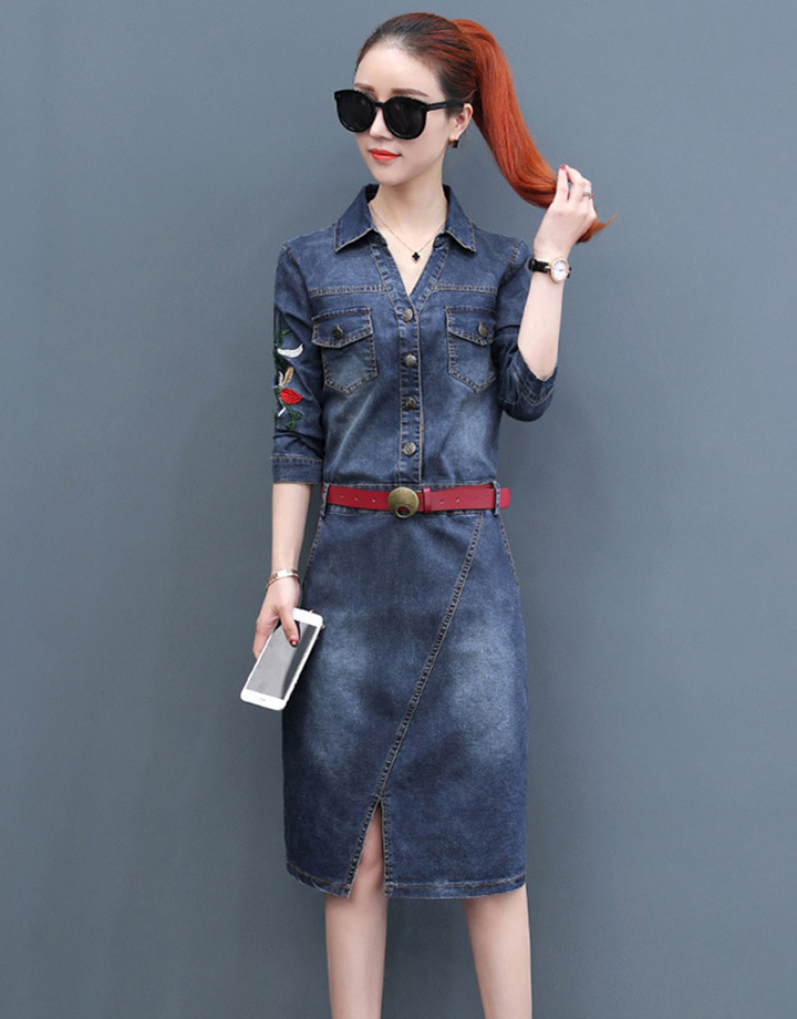 ĐẦM JEAN CỔ SƠ MI TAY DÀI THÊU HOA 